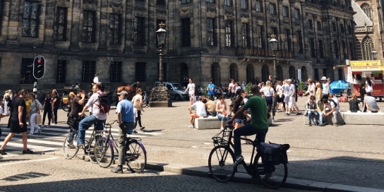 Fietsers in Amsterdam.